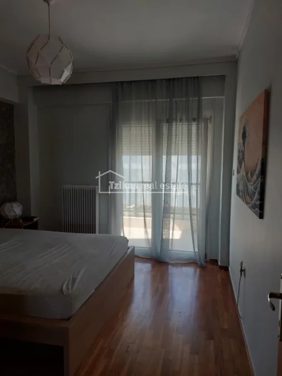 Apartment in Foinikas, Kalamaria — Photo 7 of 21