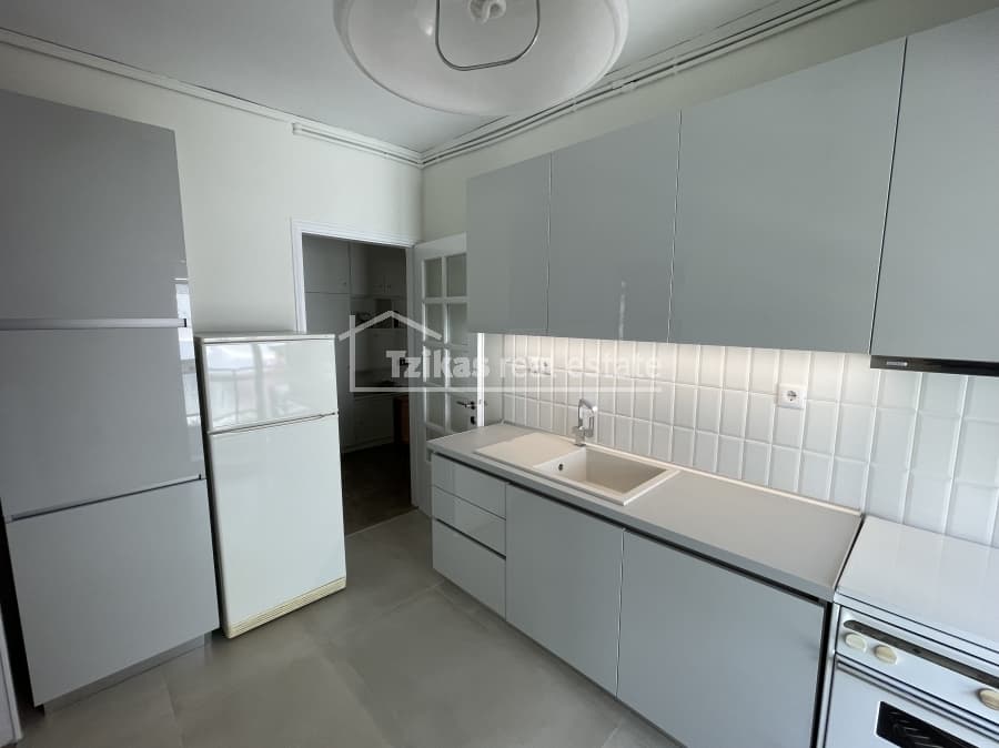 Apartment in Karampournaki, Kalamaria — Photo 3 of 10