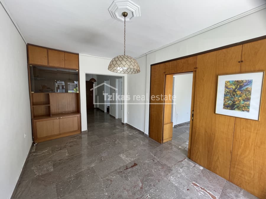 Apartment in Karampournaki, Kalamaria — Photo 2 of 10
