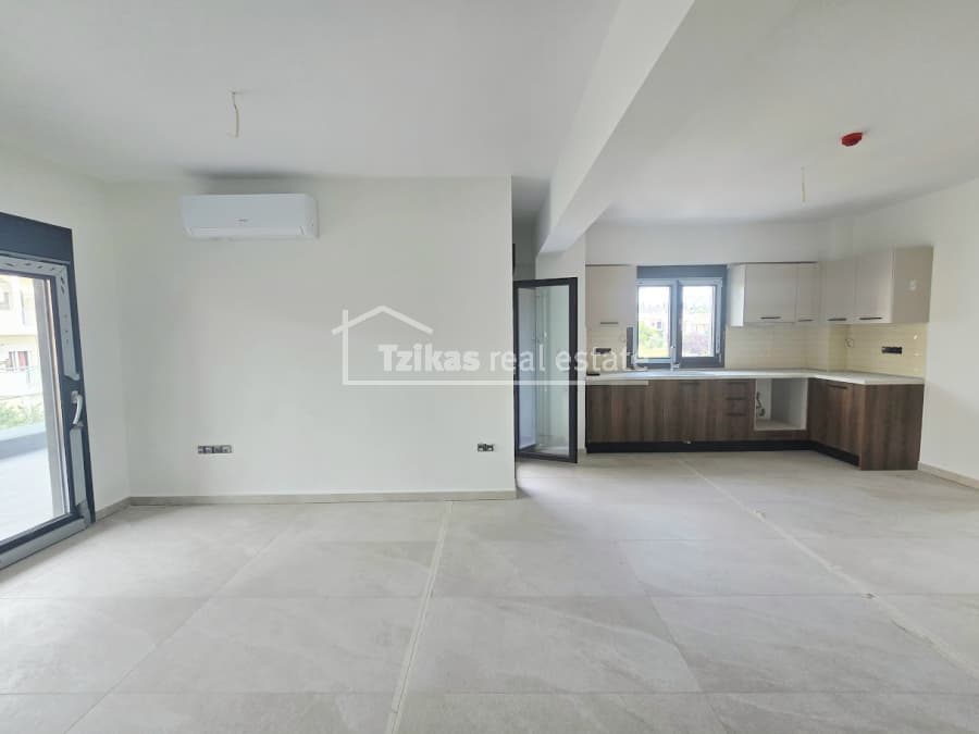 Apartment in Agios Ioannis, Kalamaria — Photo 1 of 27