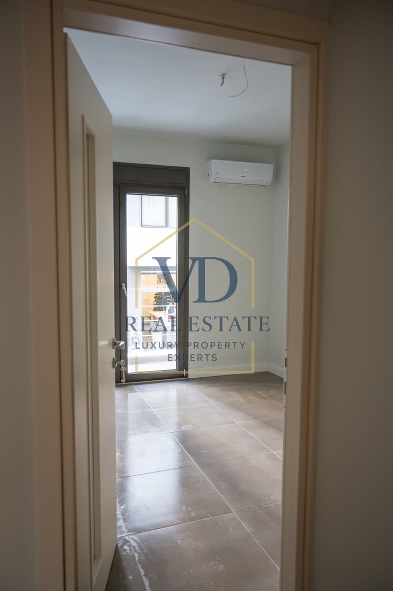 Office in Center, Kalamaria — Photo 7 of 15