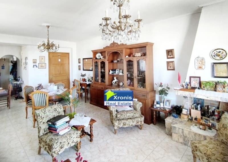 Apartment in Center, Metamorfosi — Photo 3 of 9