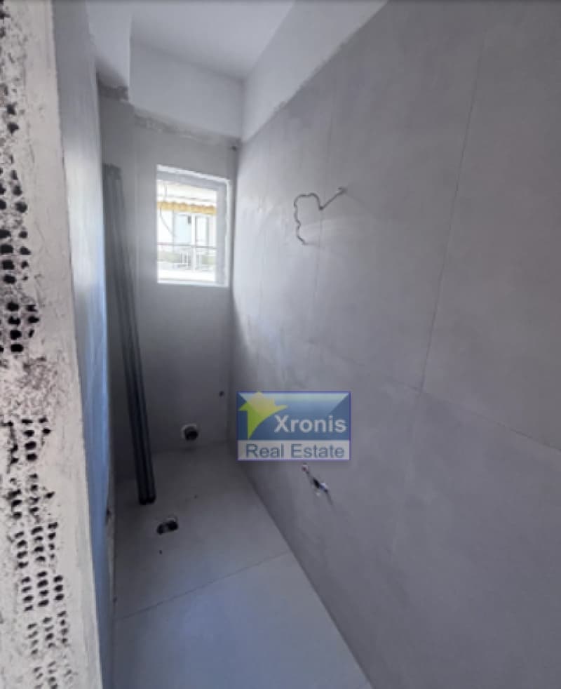 Apartment in Center, Ilion — Photo 6 of 10