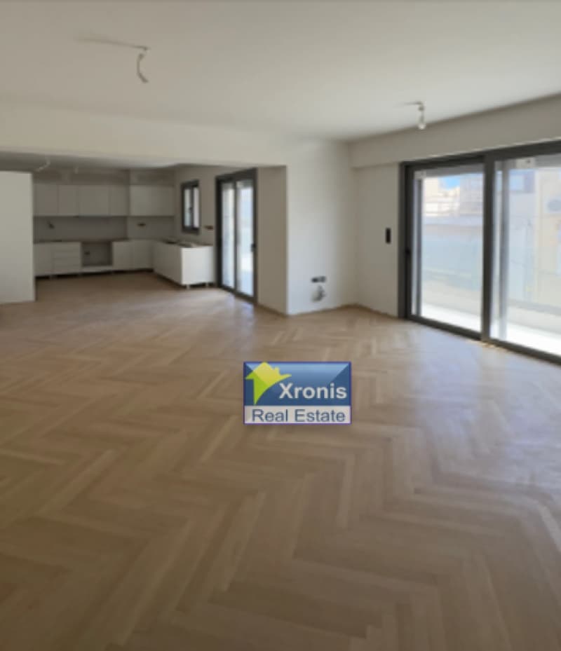 Apartment in Center, Ilion — Photo 4 of 8