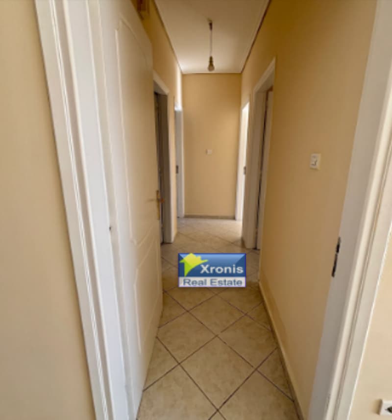 Apartment in Center, Ilion — Photo 5 of 15