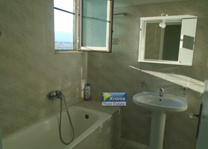 Apartment in Kanapitsa, Metamorfosi — Photo 14 of 19