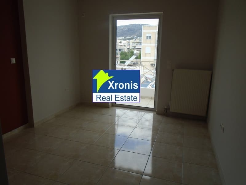 Apartment in Center, Ilion — Photo 12 of 14