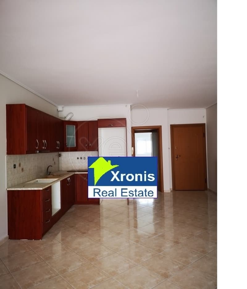 Apartment in Center, Ilion — Photo 5 of 14