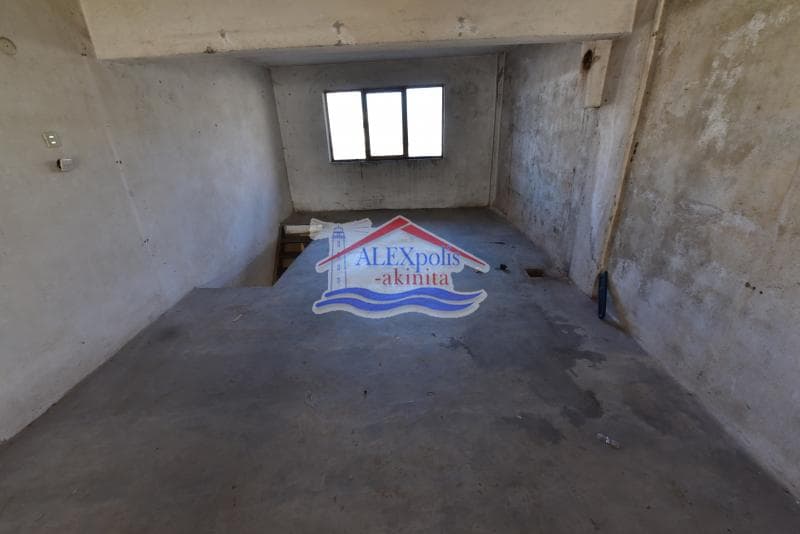 Retail Store in Center, Didimoticho — Photo 8 of 9