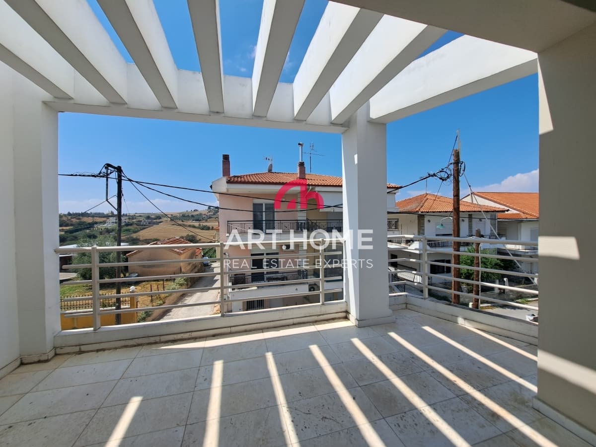 House in Trilofo, Mikra — Photo 2 of 25