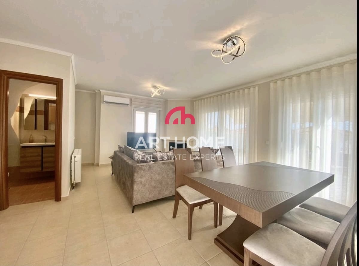 House in Loutra, Pallini — Photo 9 of 13