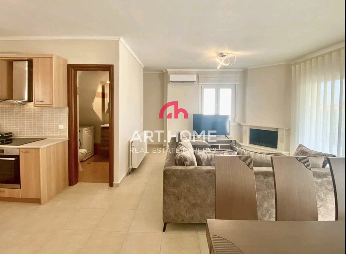 House in Loutra, Pallini — Photo 6 of 13