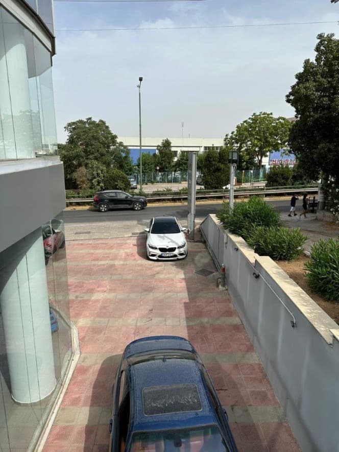 Κατάστημα στην Καρέας, Βύρωνας — Φωτογραφία 7 από 21