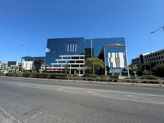 Χώρος Στάθμευσης στην Σωρός, Μαρούσι — Φωτογραφία 8 από 10