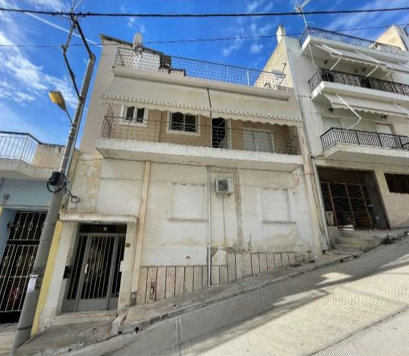 Apartment in Chrisoupoli, Peristeri — Photo 1 of 3