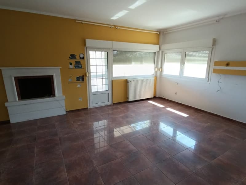 House in Plagiari, Mikra — Photo 8 of 12