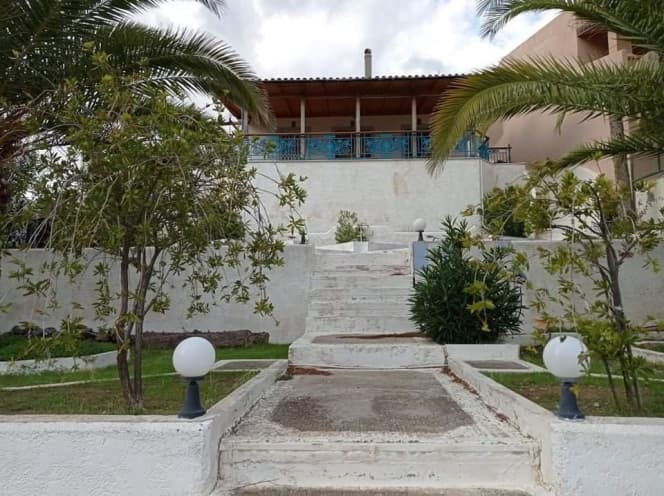 House in Agia Sotira, Loutraki-Perachora — Photo 2 of 8