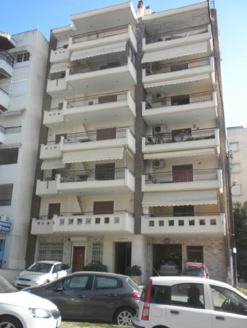 Apartment in Pylaiotika, Pylea — Photo 1 of 6