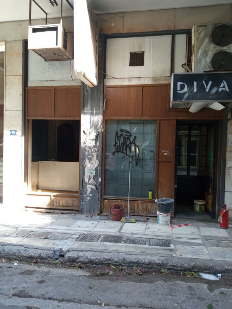Κατάστημα στην Αγ. Μελετίου - Πλ. Βικτωρίας - Μάρνη, Λεωφ. Πατησίων - Λεωφ. Αχαρνών