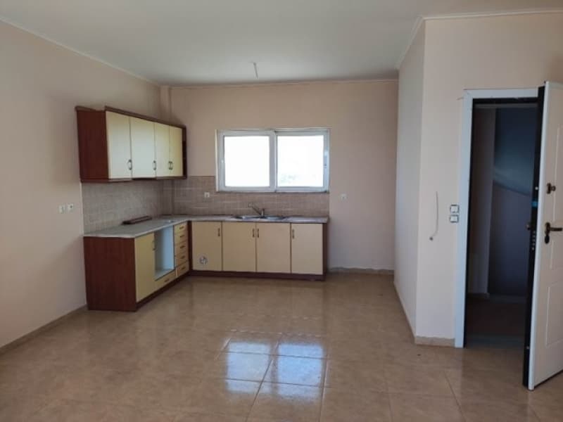 Apartment in Kariotika, Perama — Photo 2 of 10