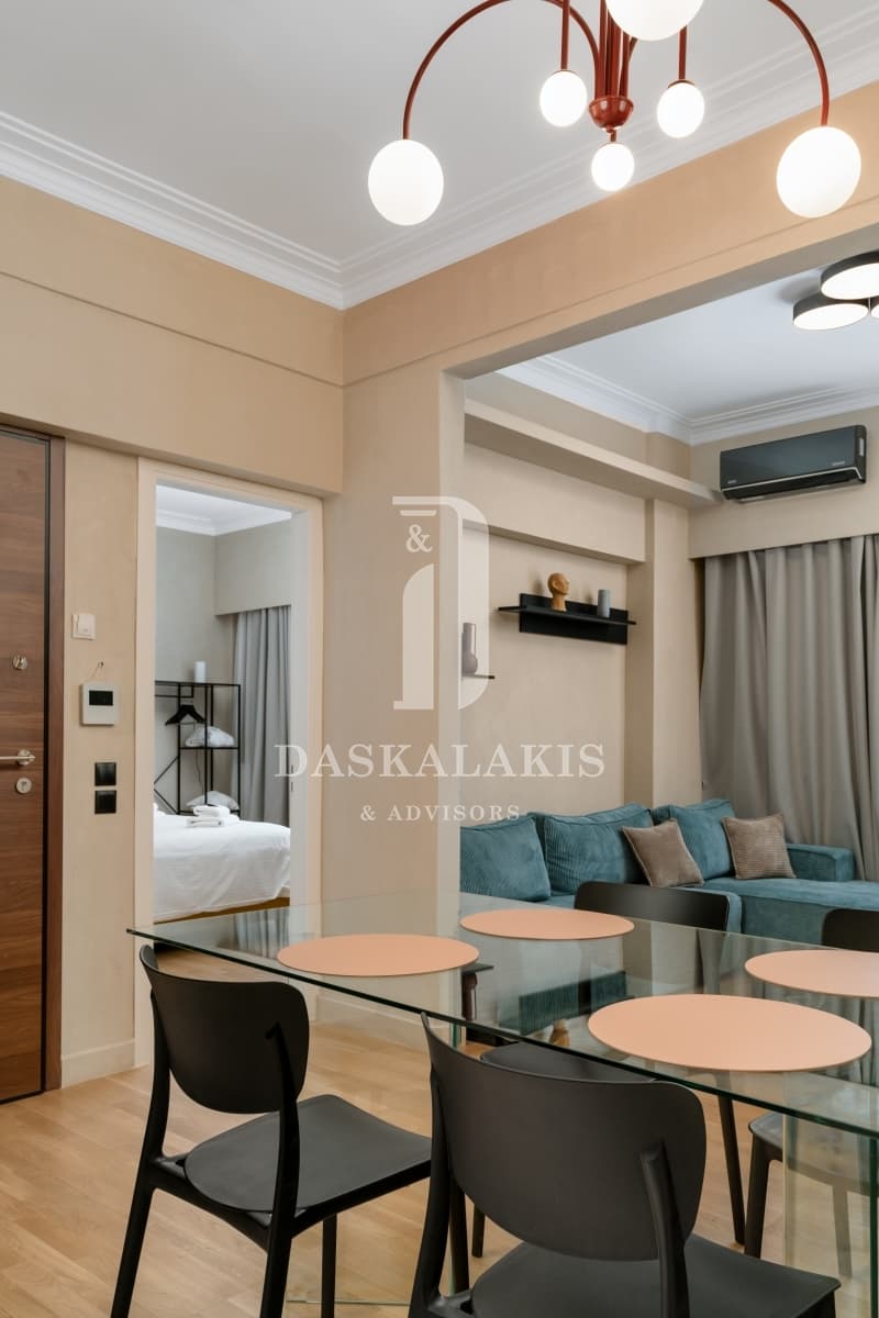 Apartment in Megala Sxoinia B, Exarchia - Neapoli — Photo 4 of 26