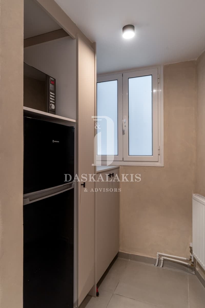 Apartment in Megala Sxoinia B, Exarchia - Neapoli — Photo 13 of 26