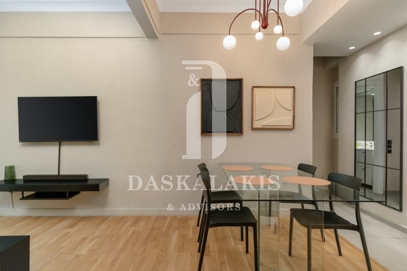 Apartment in Megala Sxoinia B, Exarchia - Neapoli — Photo 5 of 26