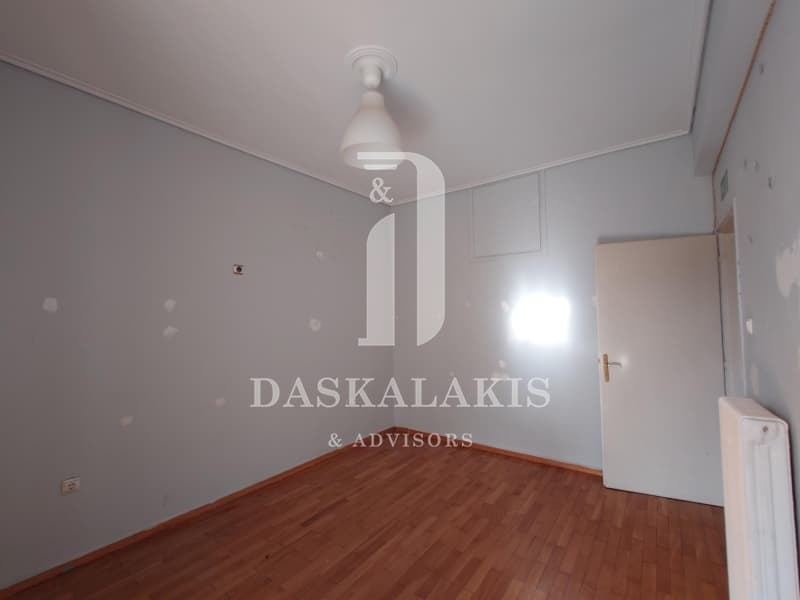 Apartment in Alsos, Nea Smyrni — Photo 15 of 26