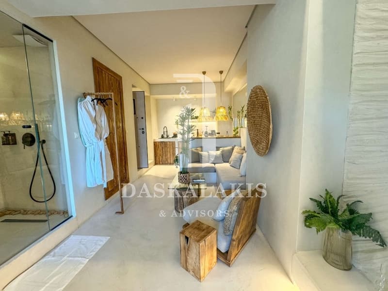 Apartment in Center, Neos Kosmos — Photo 1 of 14