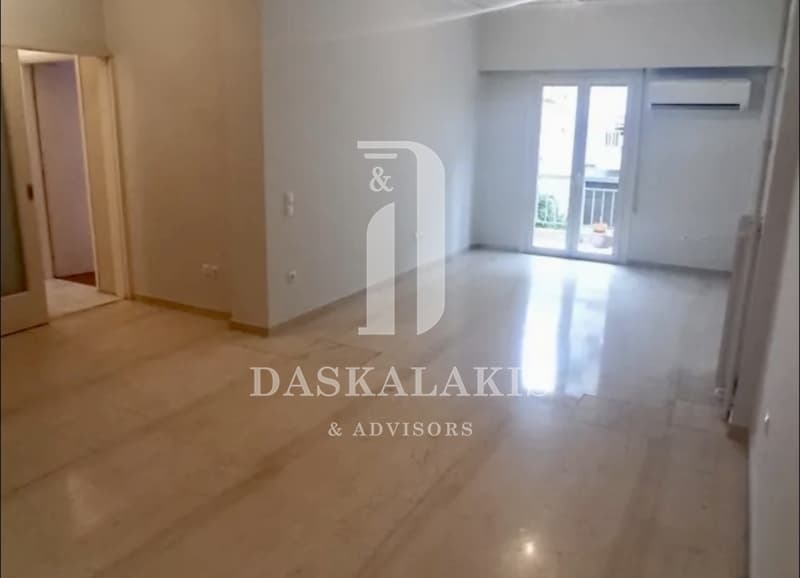 Apartment in Labrini, Galatsi — Photo 2 of 11