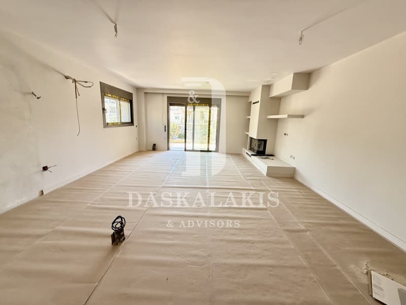 Apartment in Eleftheroupoli, Nea Ionia — Photo 1 of 10