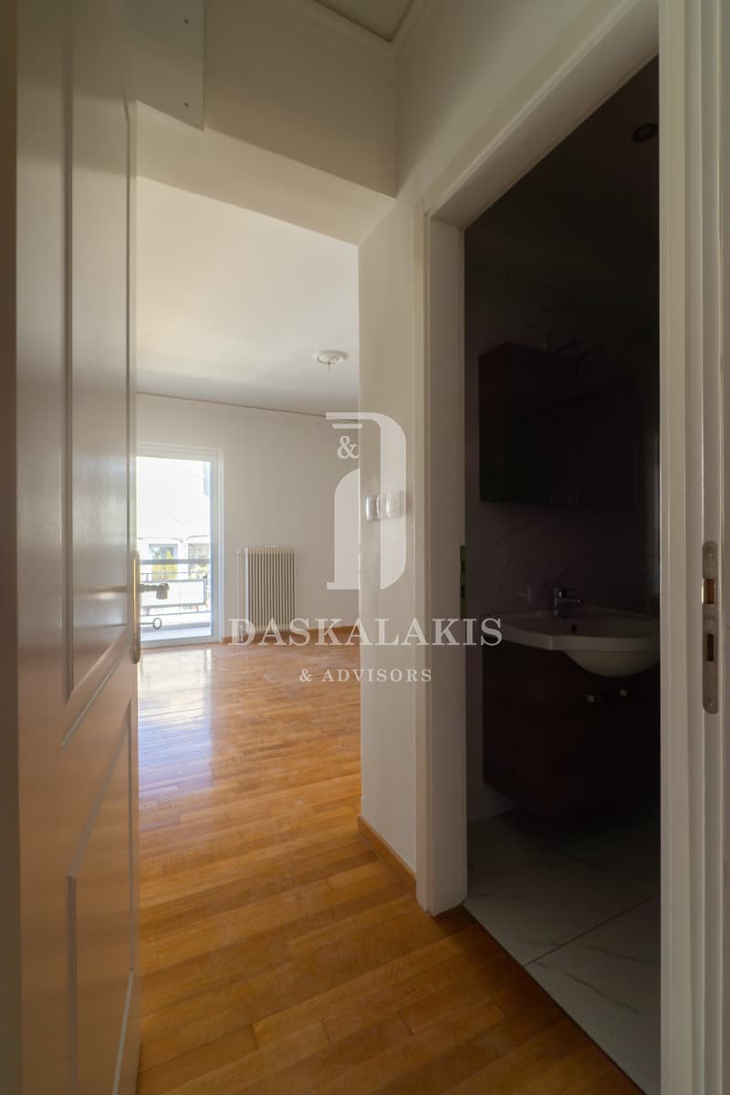Apartment in Avgo, Mets - Kalimarmaro — Photo 11 of 22