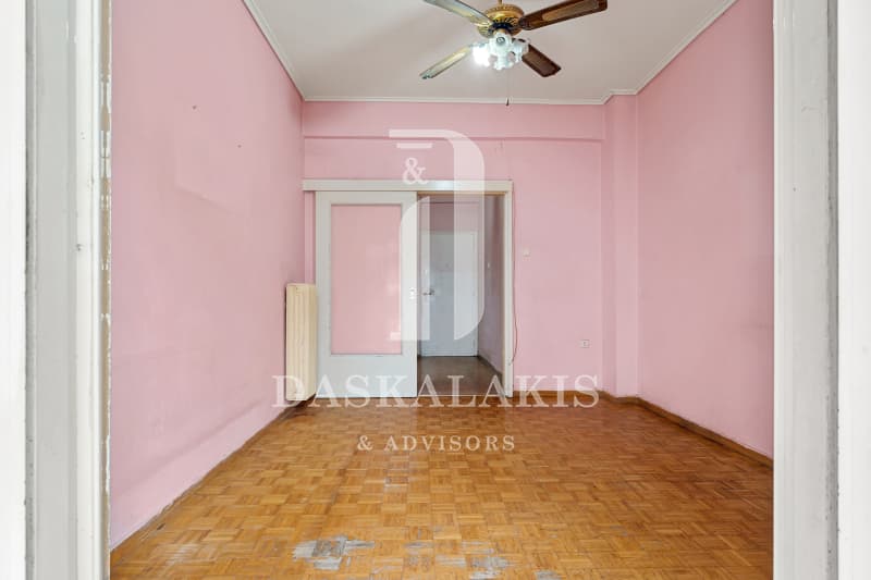 Apartment in Neo Pagkrati, Vironas — Photo 3 of 16