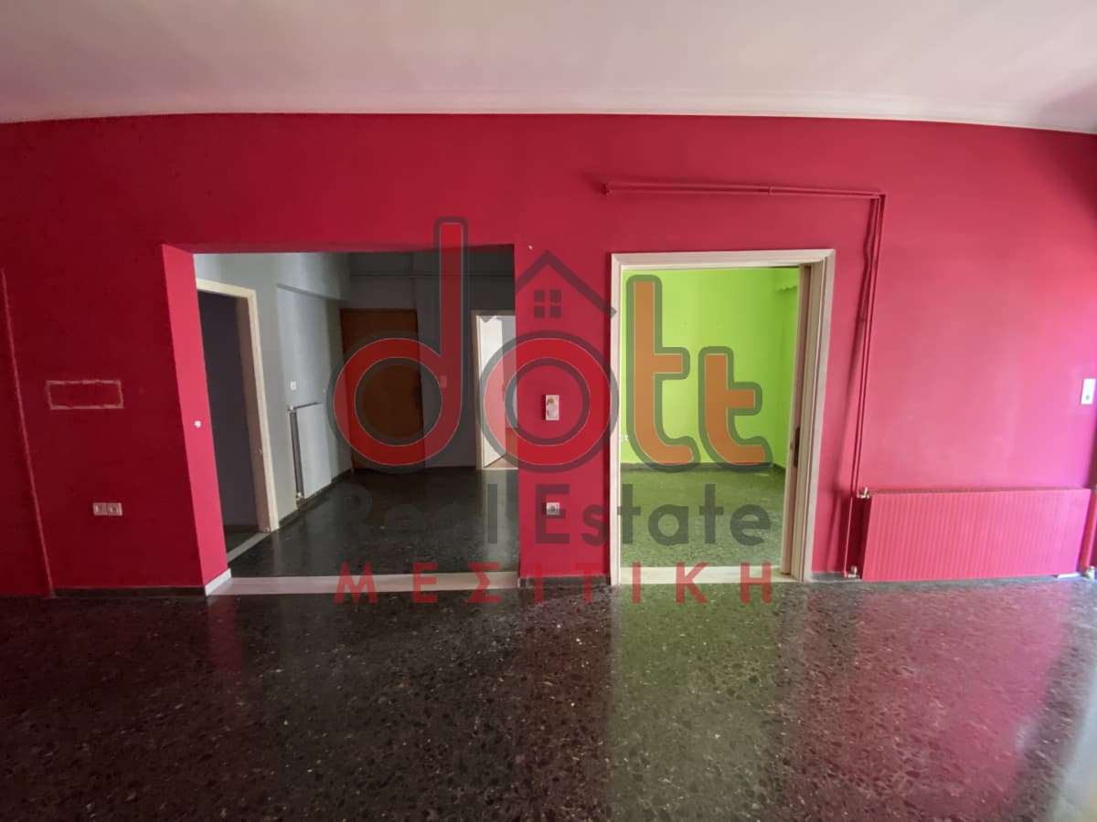 Apartment in Chomateri, Koridallos — Photo 3 of 12