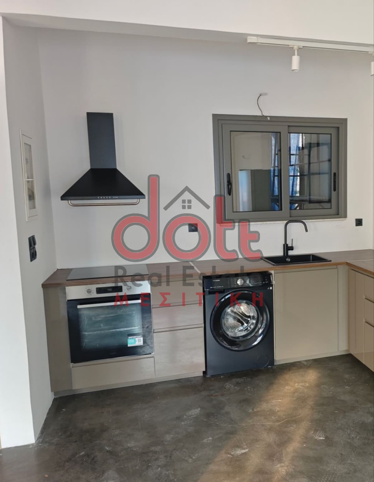 Apartment in Astythea, Chaidari — Photo 2 of 8