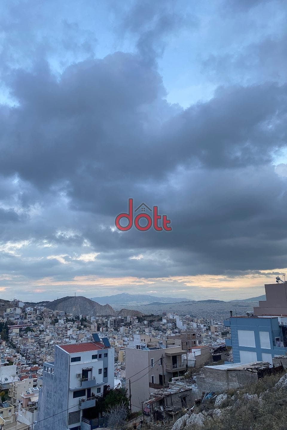Οικόπεδο στην Άνω Νεάπολη, Νίκαια — Φωτογραφία 1 από 3