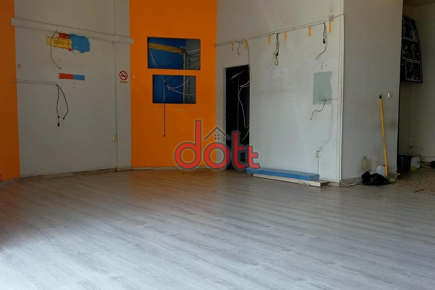 Κατάστημα στην Άνω Κορυδαλλός, Αγία Βαρβάρα — Φωτογραφία 3 από 7