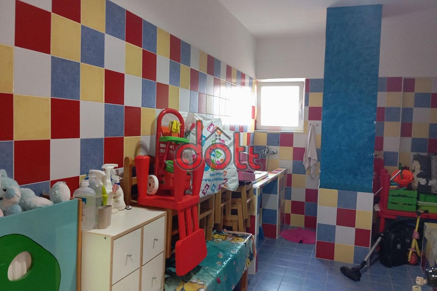 Κατάστημα στην Μυρτέα, Χαϊδάρι — Φωτογραφία 11 από 17