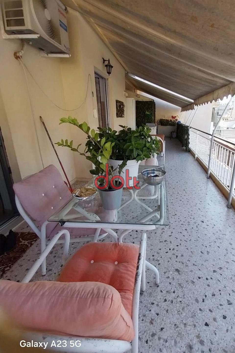 Διαμέρισμα στην Γ΄Νεκροταφείο Αθηνών, Αγία Βαρβάρα — Φωτογραφία 1 από 11
