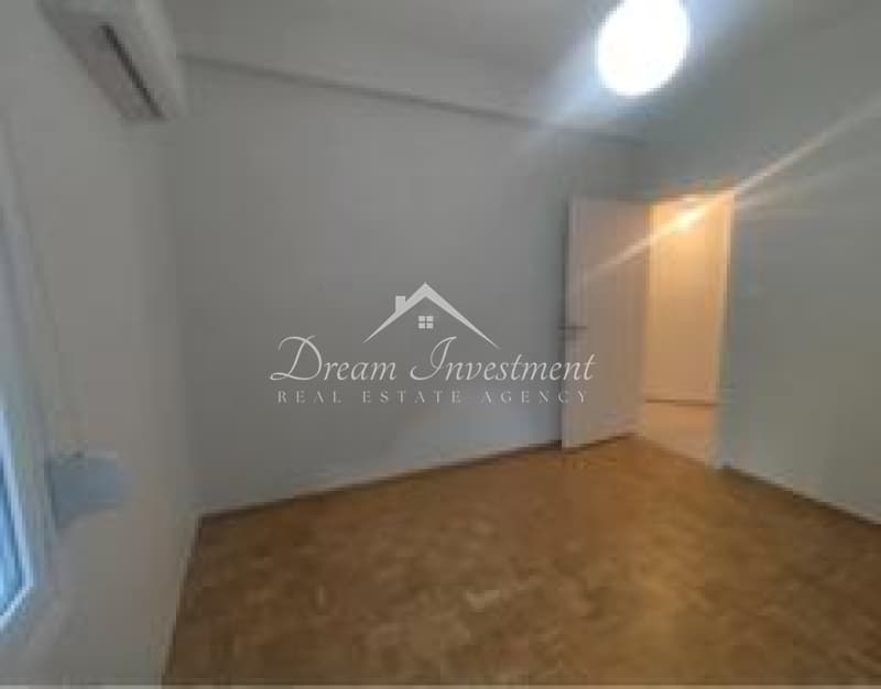 Apartment in Kato Petralona, Petralona — Photo 6 of 11
