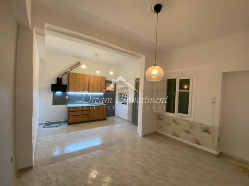 Apartment in Petralona, Petralona — Photo 1 of 14