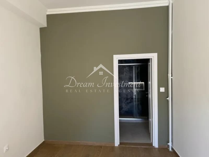 Apartment in Platia Koumoundourou, Kentro — Photo 6 of 12