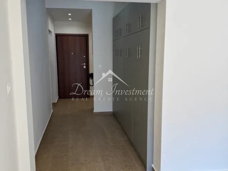 Apartment in Platia Koumoundourou, Kentro — Photo 2 of 12