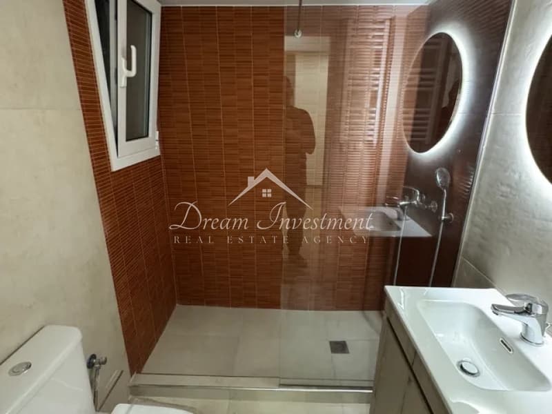 Apartment in Platia Koumoundourou, Kentro — Photo 11 of 12