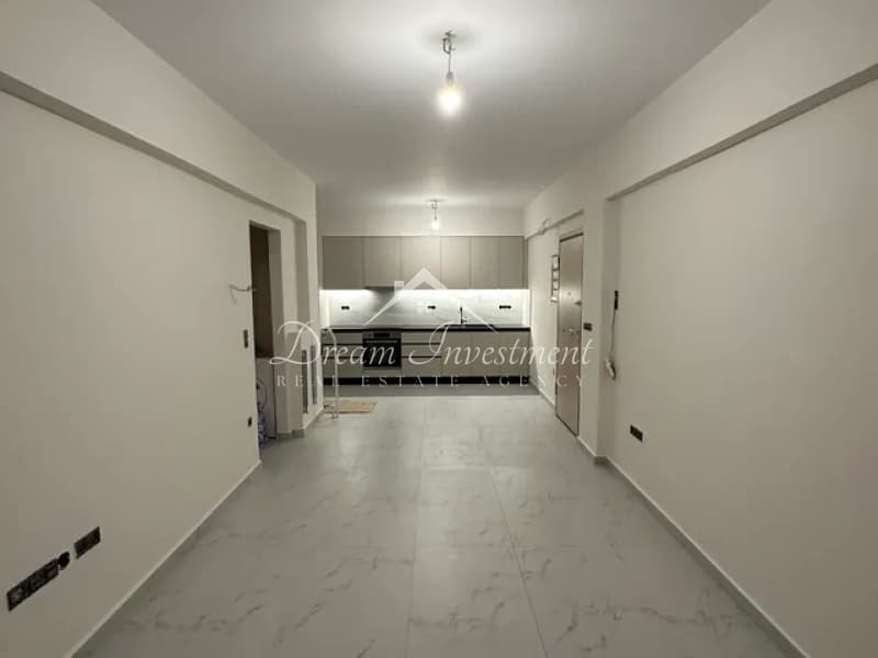 Apartment in Center, Argyroupoli — Photo 1 of 7