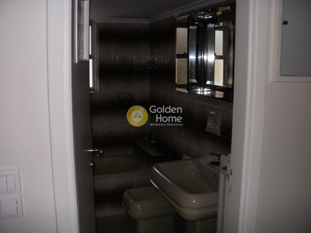 Apartment in Kareas, Vironas — Photo 6 of 8