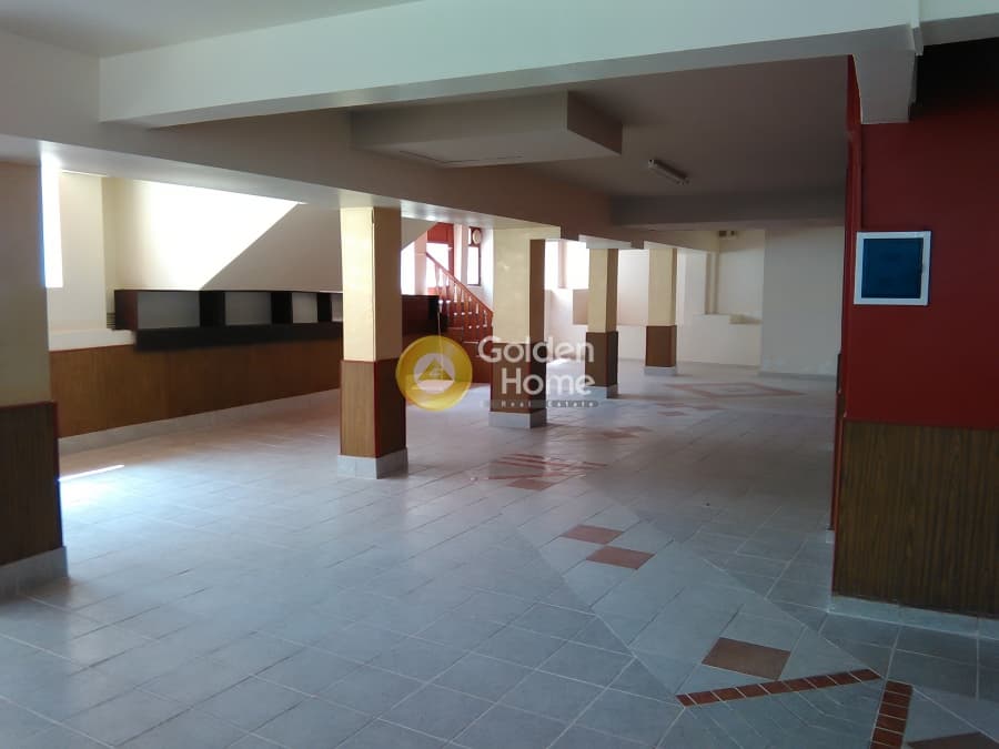 Retail Store in Center, Piraeus — Photo 1 of 2