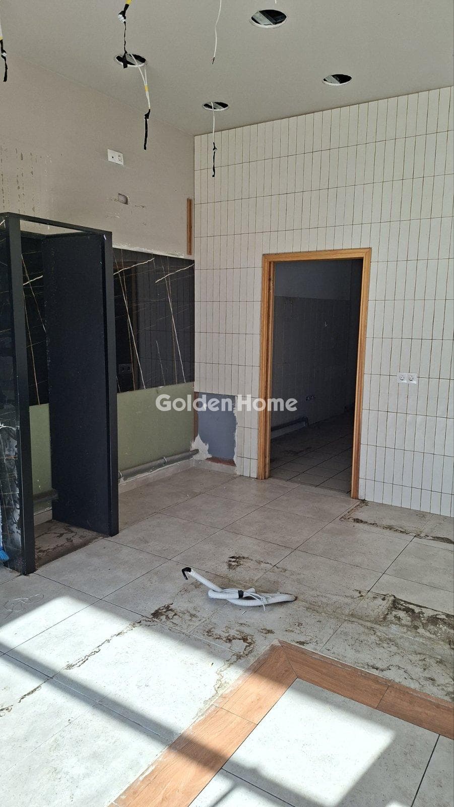 Retail Store in Nea Alexandria, Argyroupoli — Photo 7 of 13