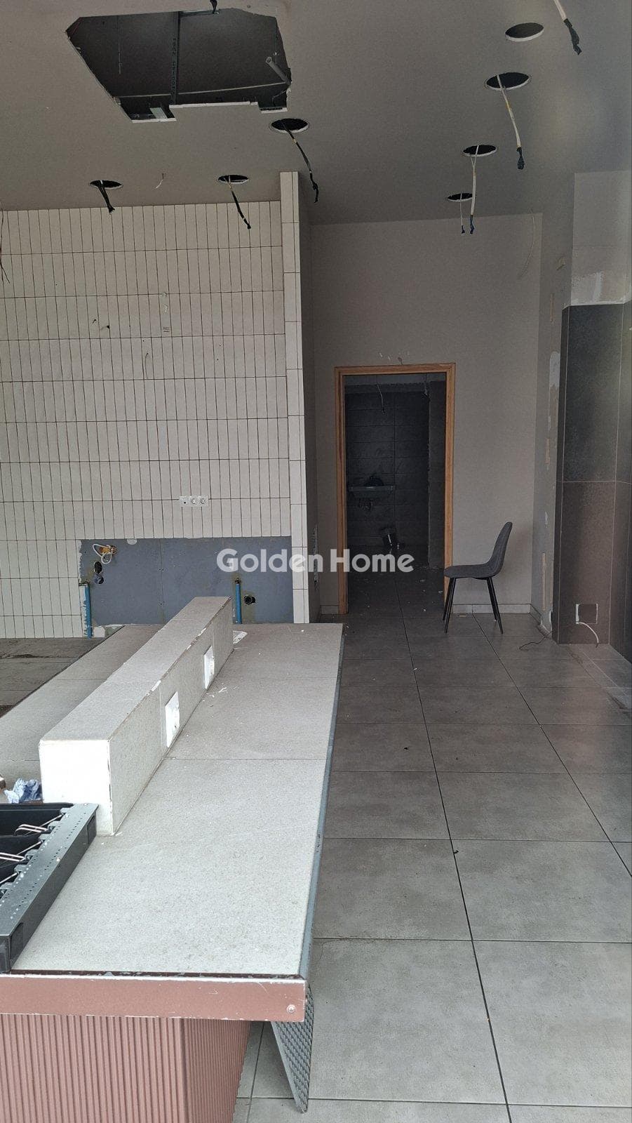 Retail Store in Nea Alexandria, Argyroupoli — Photo 11 of 13