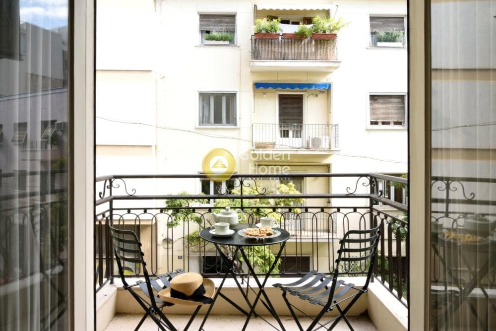 Apartment in Fix, Koukaki - Makrigianni — Photo 1 of 11